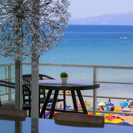 Glam Only Families Planet Costa Dorada Apartament